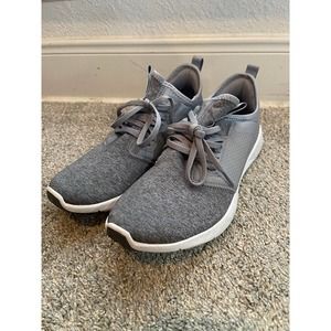 Reebok Heather Grey & White Gym Shoes Men's Size 7 Women's Size 9